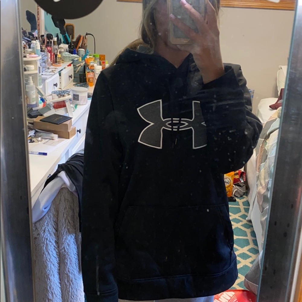UNDER ARMOUR HOODIE